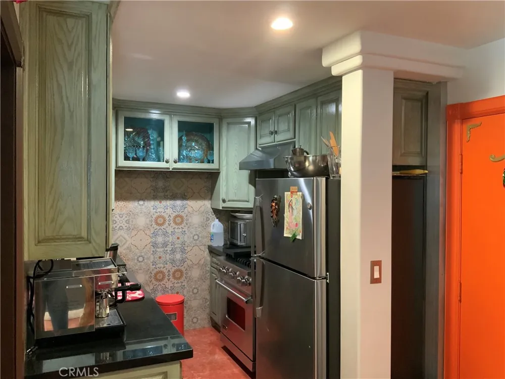 409 Burchett #220 Glendale, CA 91203