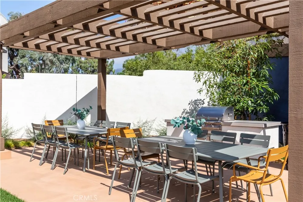 230 Stillwater Lane Claremont, CA 91711