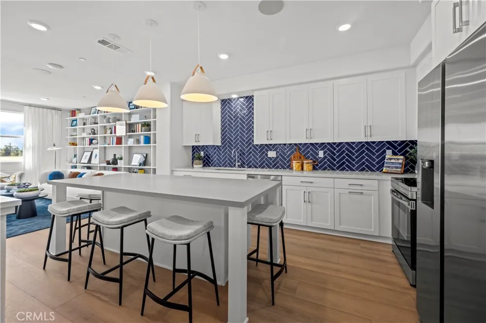 230 Stillwater Lane Claremont, CA 91711