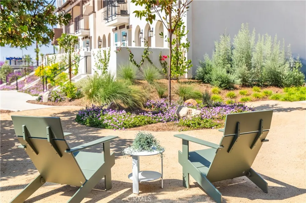 230 Stillwater Lane Claremont, CA 91711