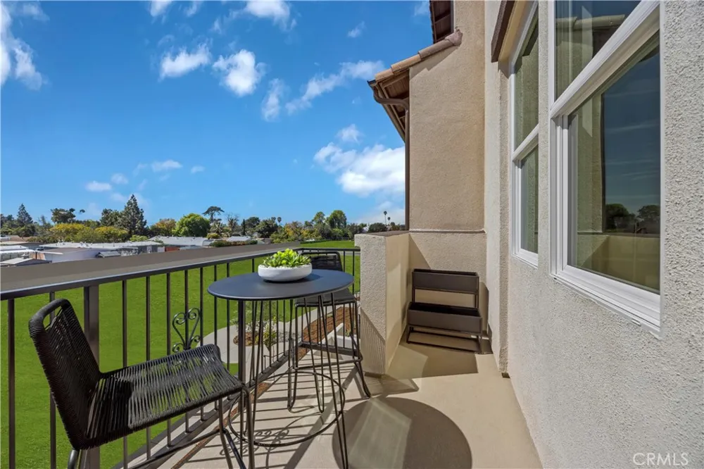 230 Stillwater Lane Claremont, CA 91711