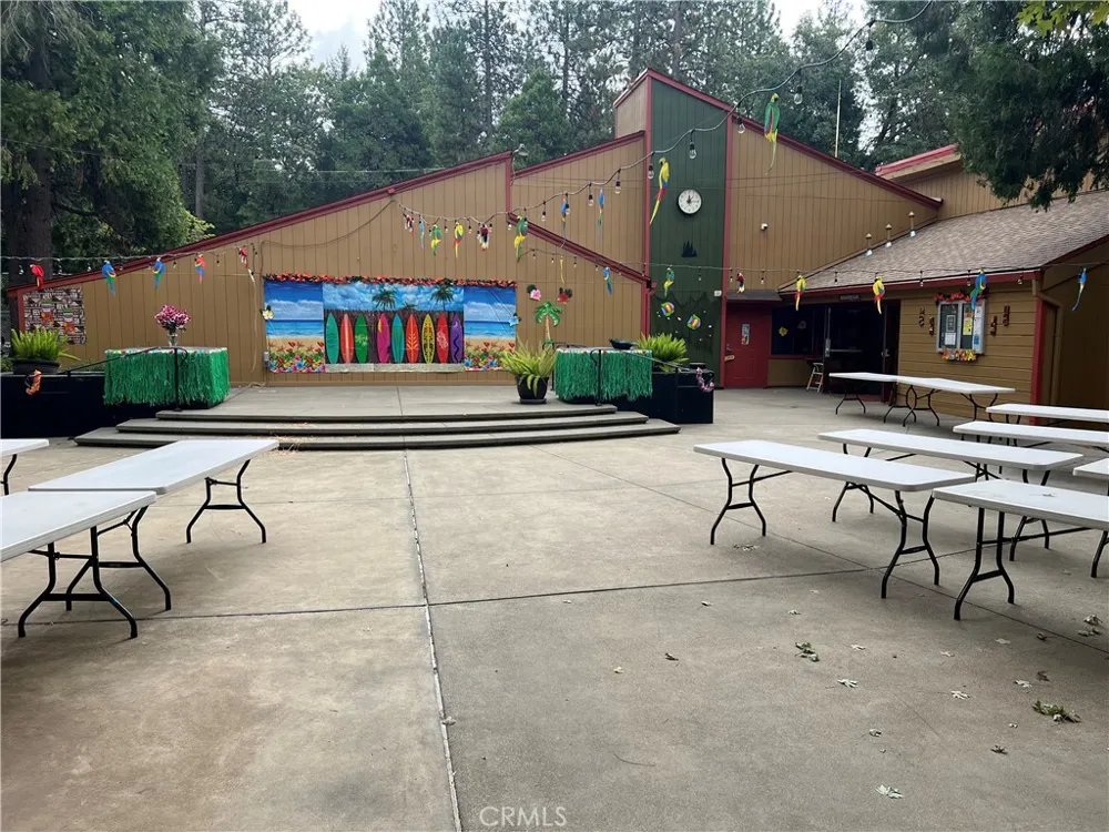 13605 S Park Magalia, CA 95954