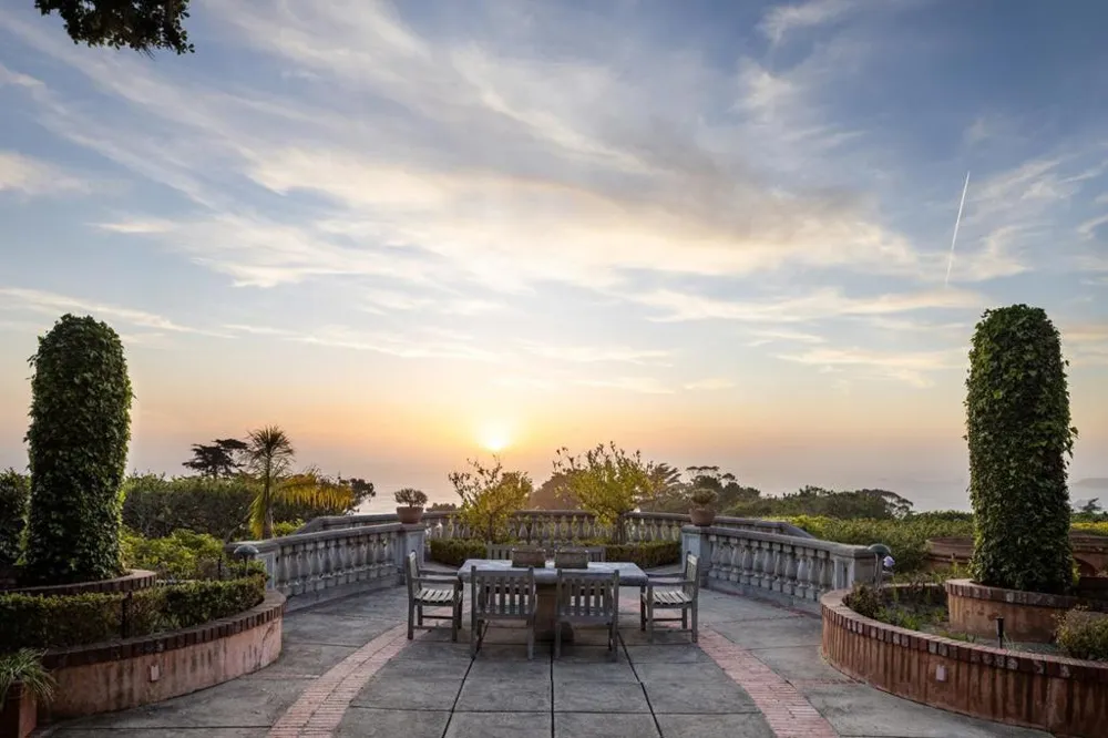 228 Lower Walden Road Carmel, CA 93923