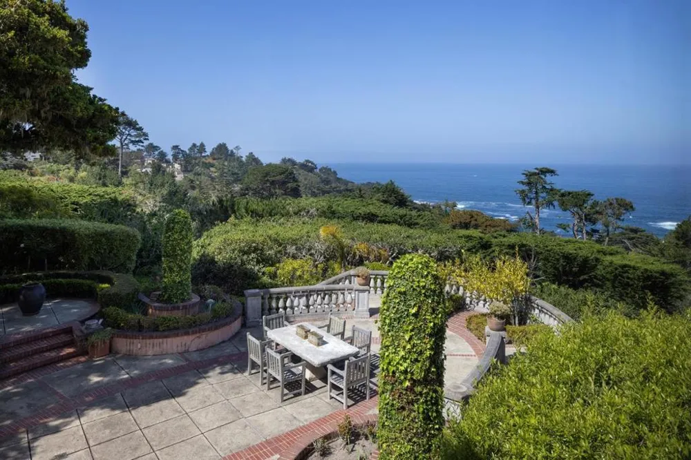 228 Lower Walden Road Carmel, CA 93923