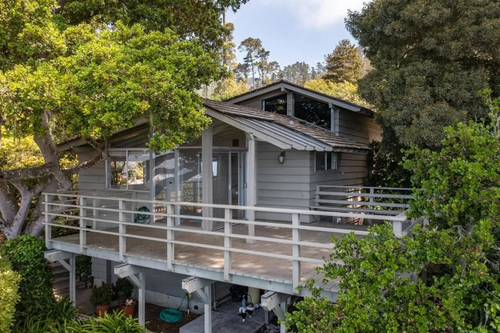 228 Lower Walden Road Carmel, CA 93923