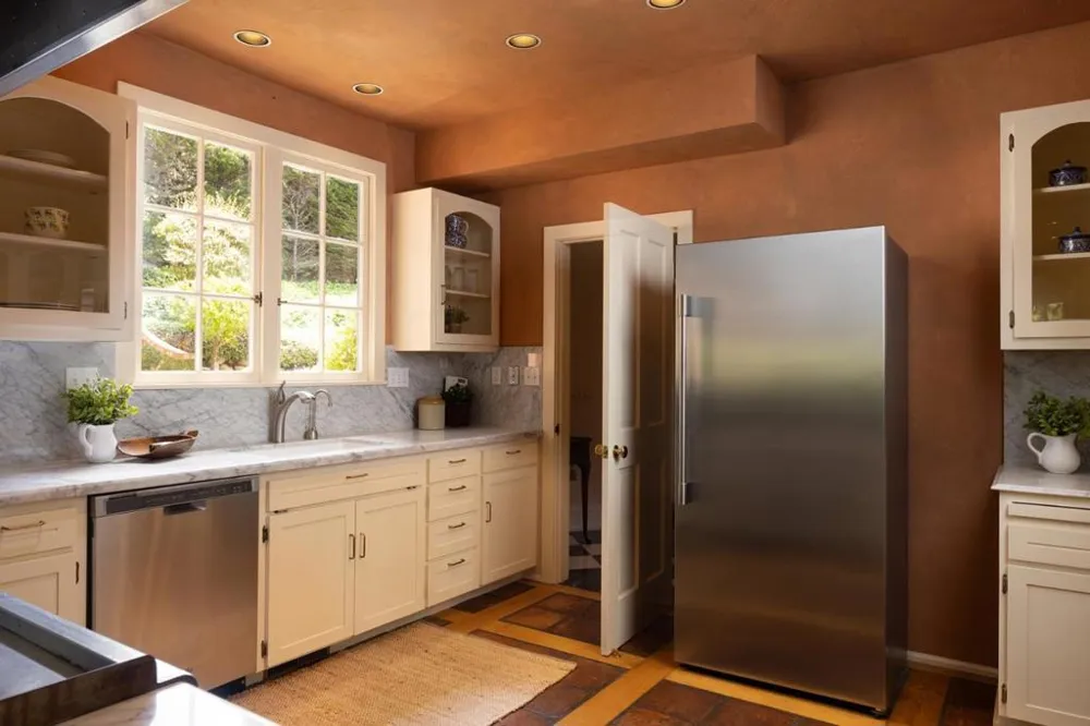 228 Lower Walden Road Carmel, CA 93923