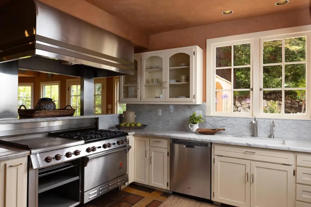 228 Lower Walden Road Carmel, CA 93923