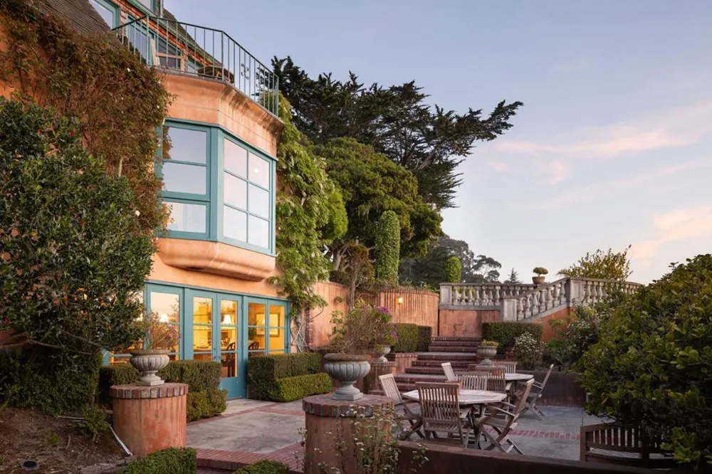228 Lower Walden Road Carmel, CA 93923