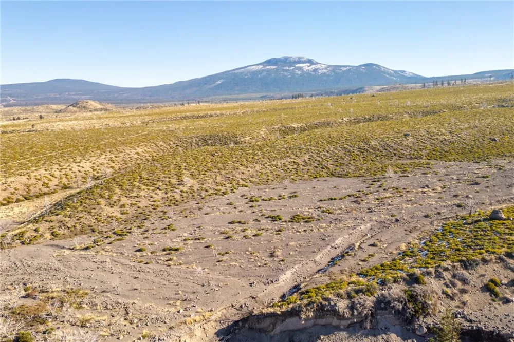 Hwy 97 Weed, CA 96094