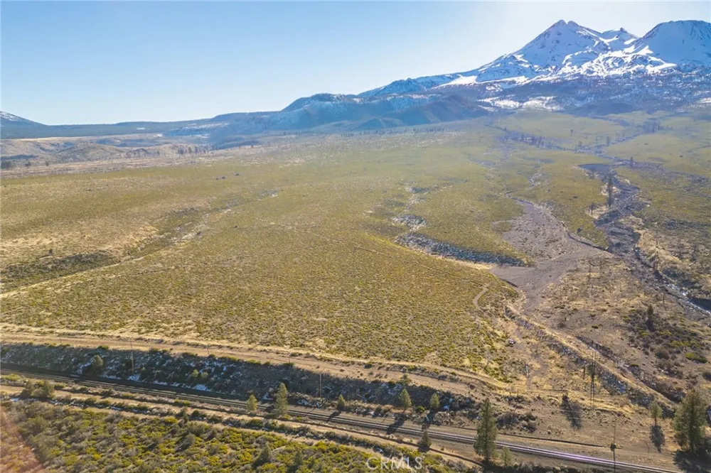 Hwy 97 Weed, CA 96094