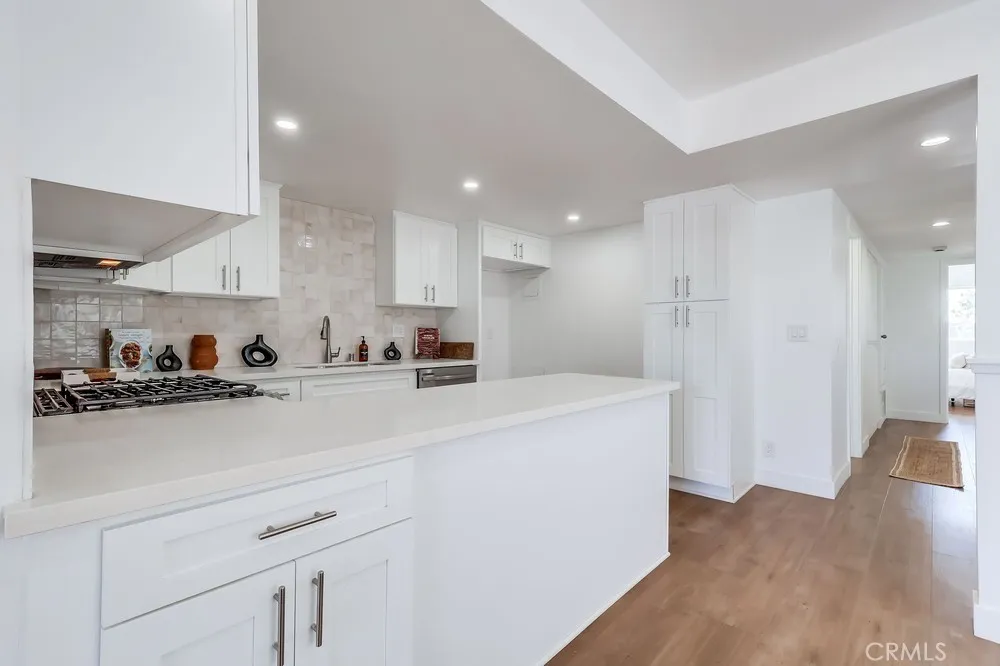 946 W 220th Street #216 Torrance, CA 90502