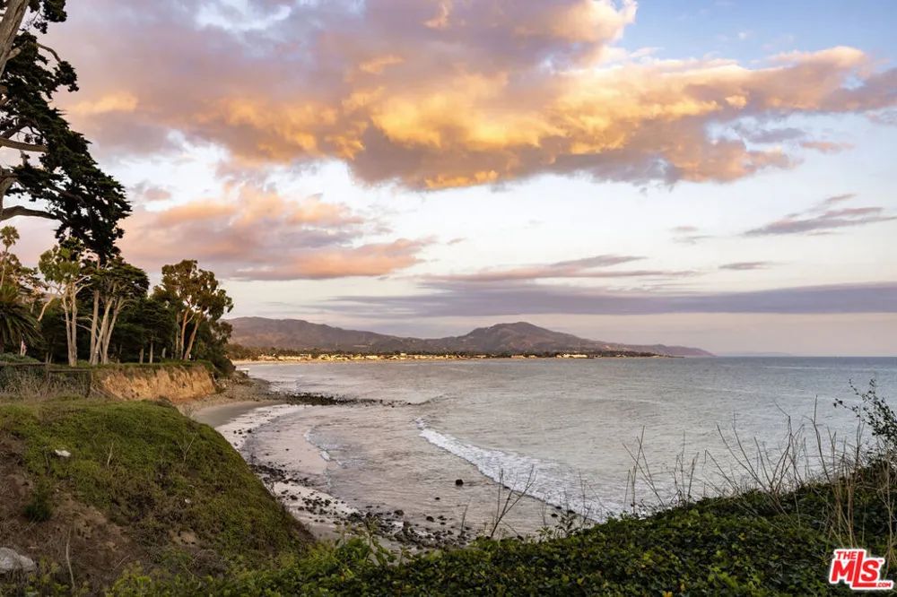 3055 Padaro Lane Carpinteria, CA 93013