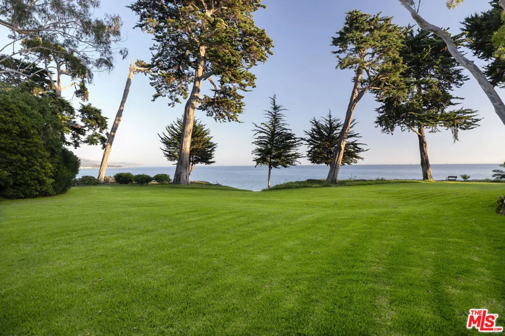 3055 Padaro Carpinteria, CA 93103