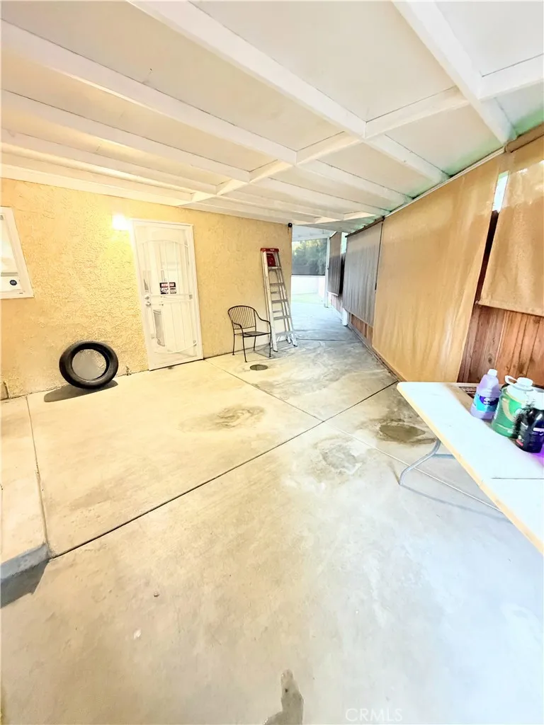4622 W 156th Lawndale, CA 90260