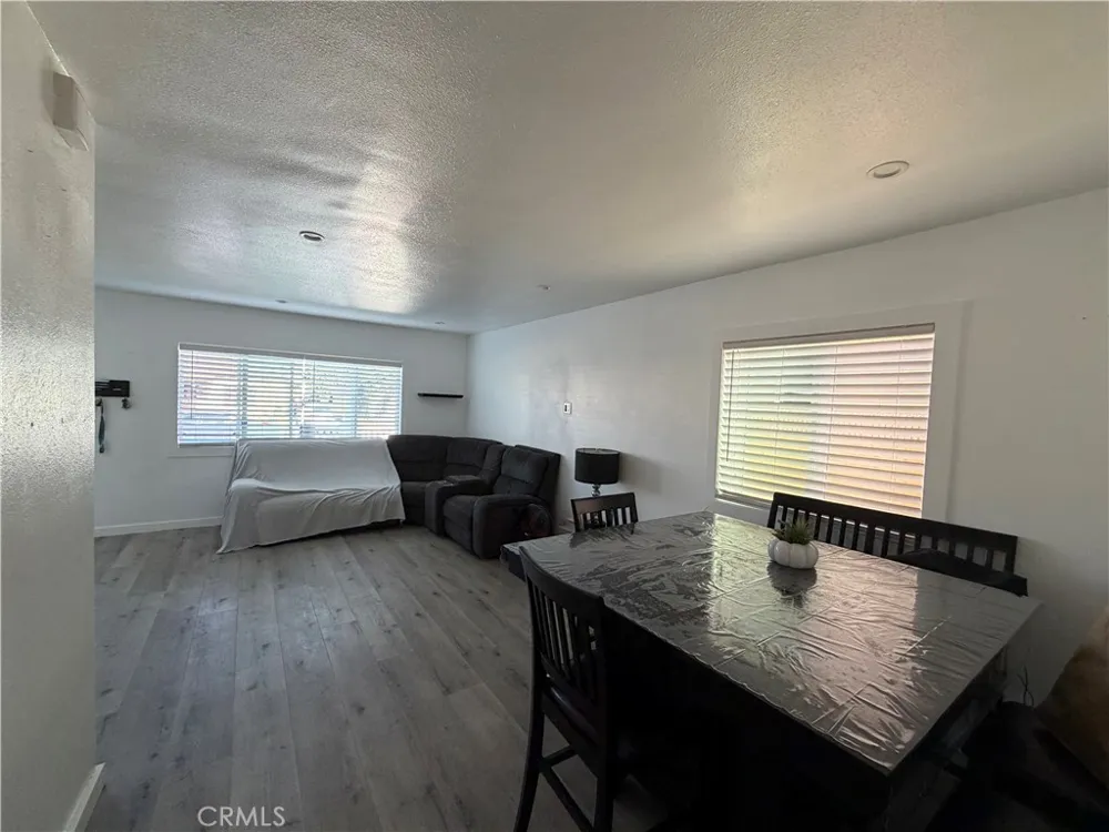 4622 W 156th Lawndale, CA 90260