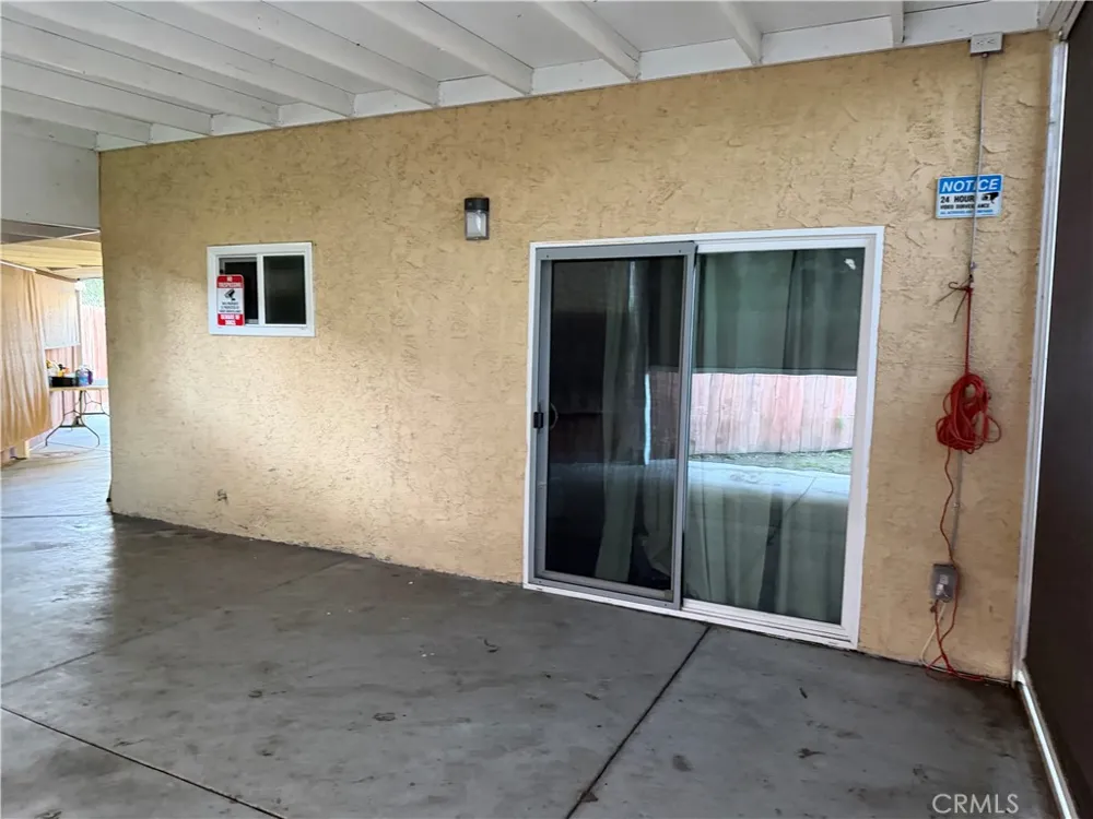 4622 W 156th Lawndale, CA 90260