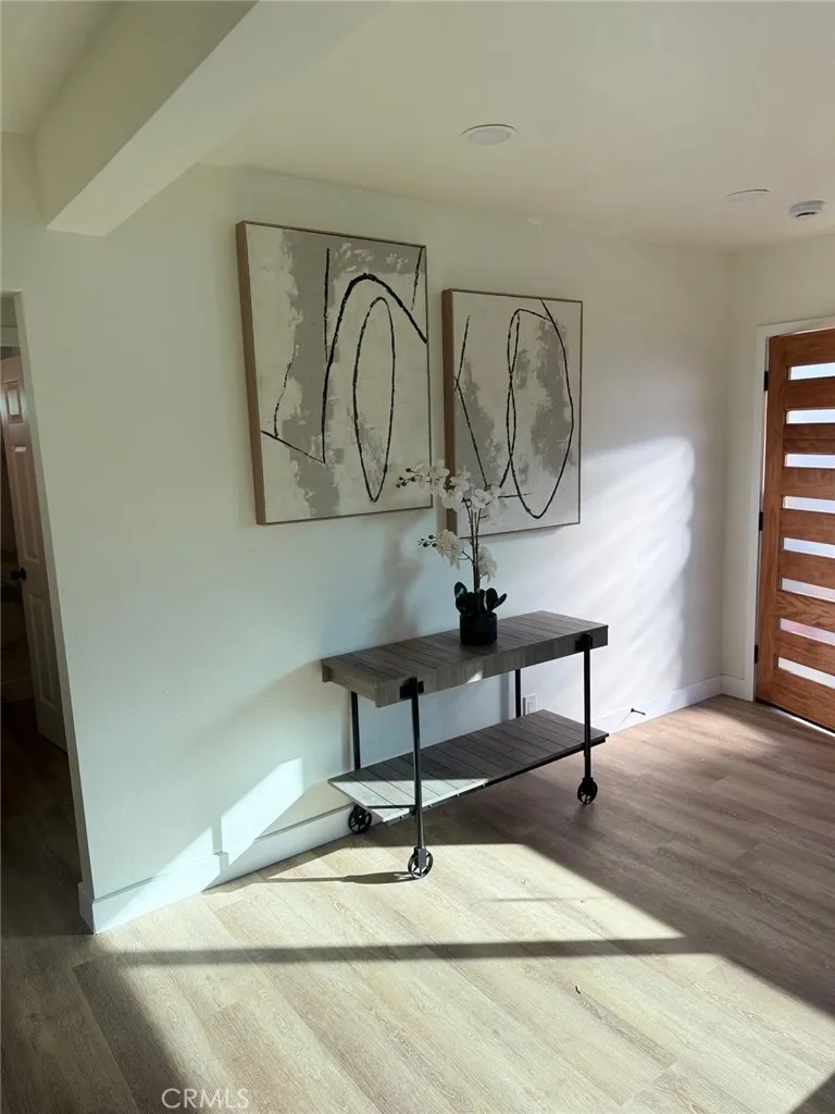 1008 Long Inglewood, CA 90302
