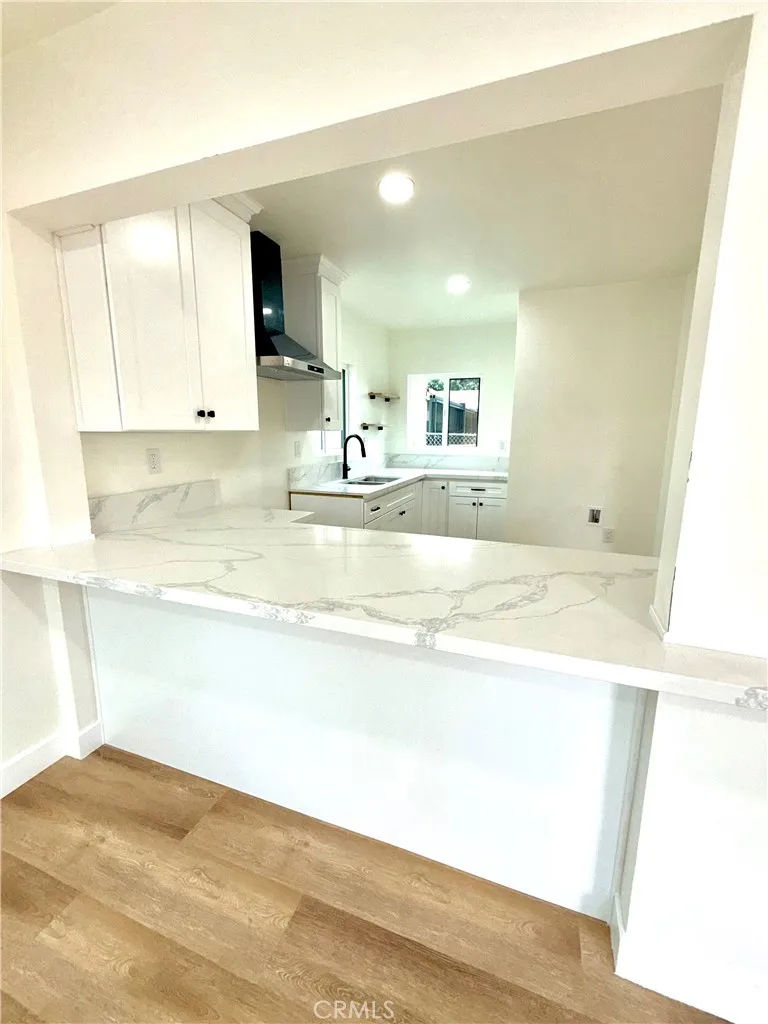 1008 Long Inglewood, CA 90302