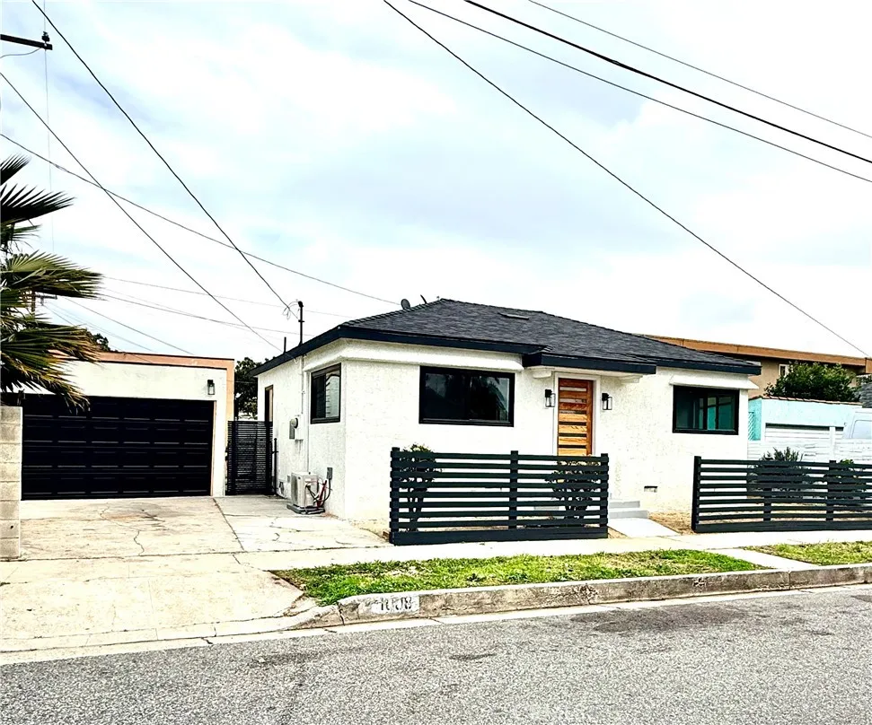 1008 Long Inglewood, CA 90302