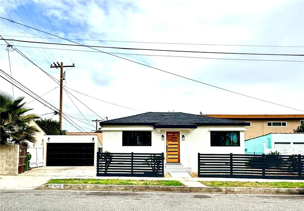 1008 Long Inglewood, CA 90302