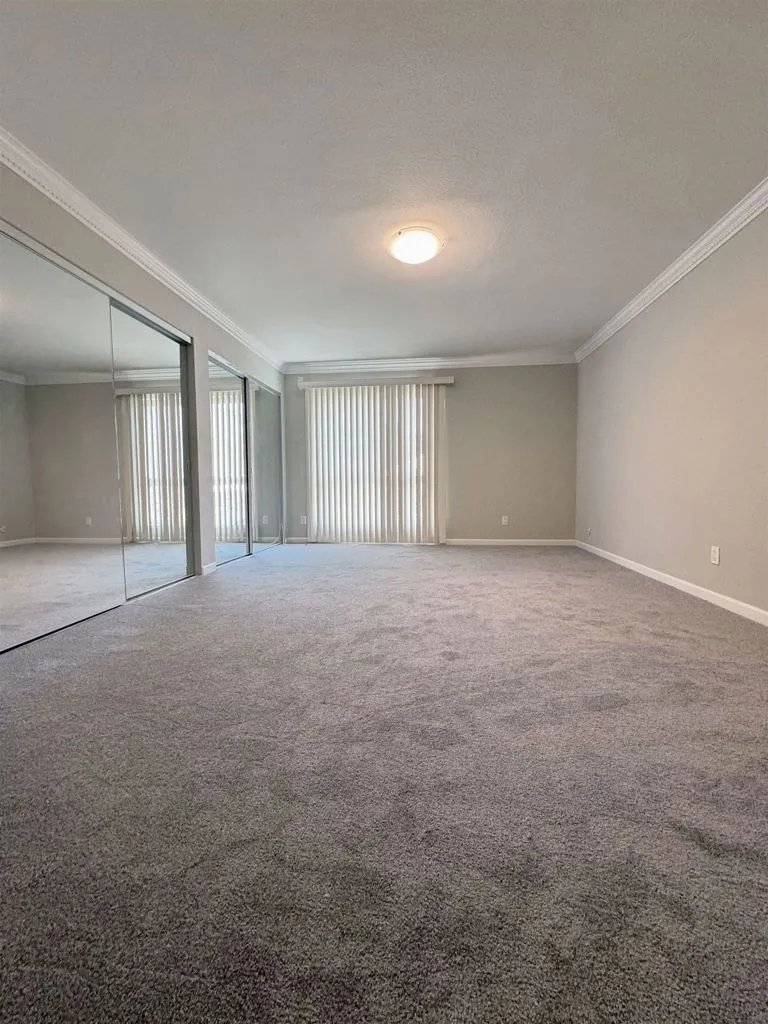 77 Fairmount Ave #220 Oakland, CA 94611