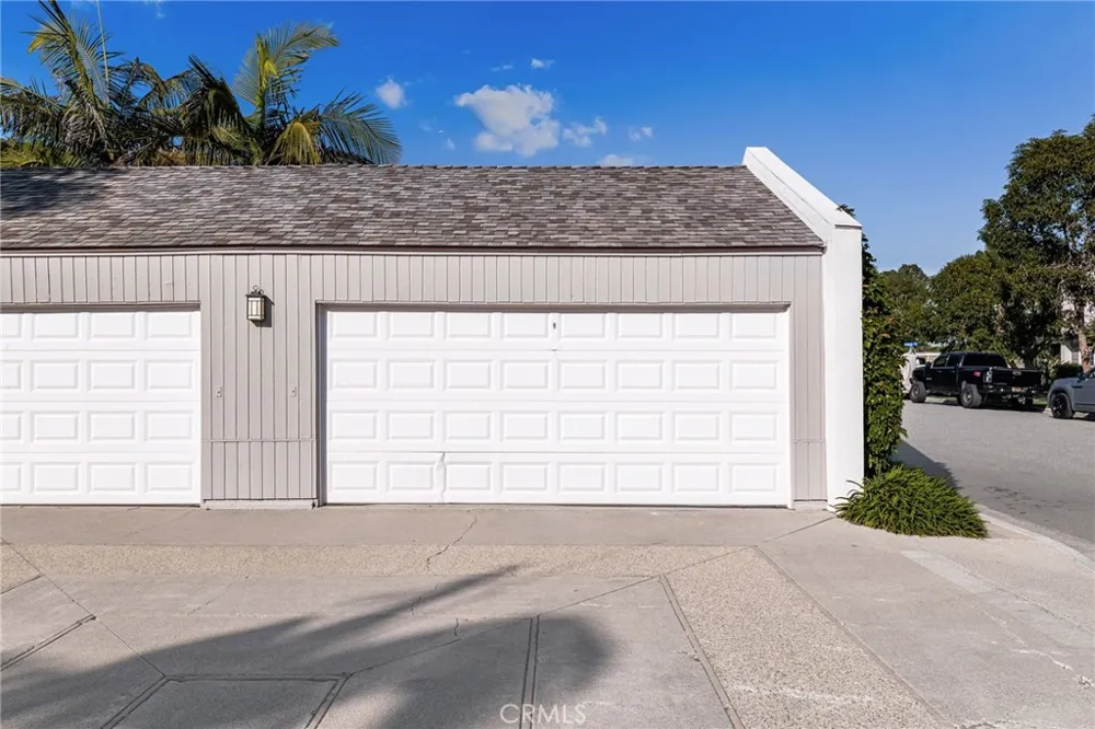 16435 Harbour Lane #13 Huntington Beach, CA 92649