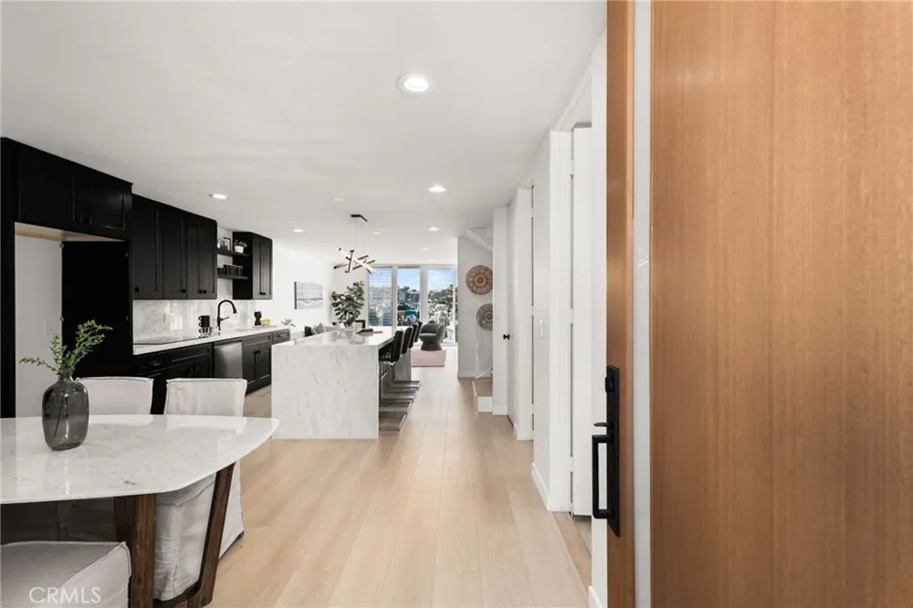 16435 Harbour Lane #13 Huntington Beach, CA 92649