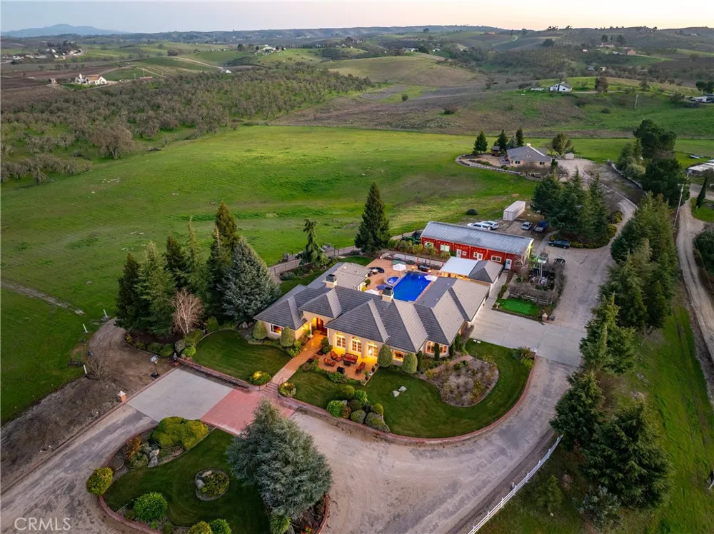 5315 El Pomar Drive Templeton, CA 93465