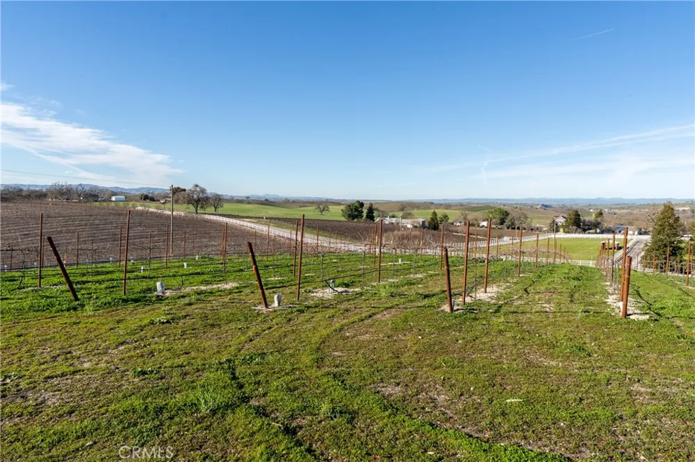 5315 El Pomar Drive Templeton, CA 93465