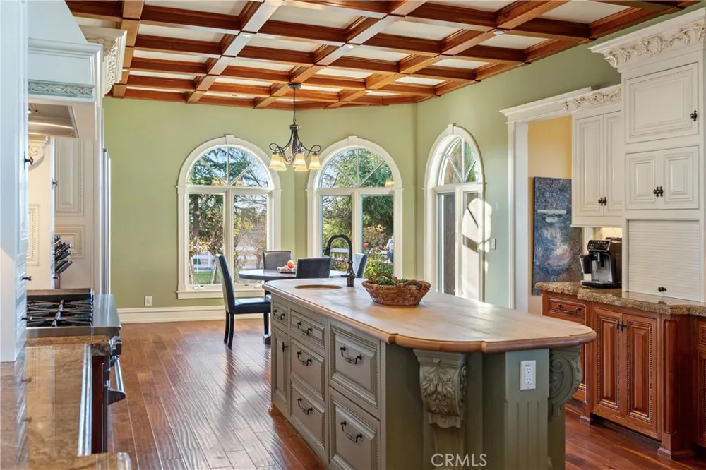 5315 El Pomar Drive Templeton, CA 93465