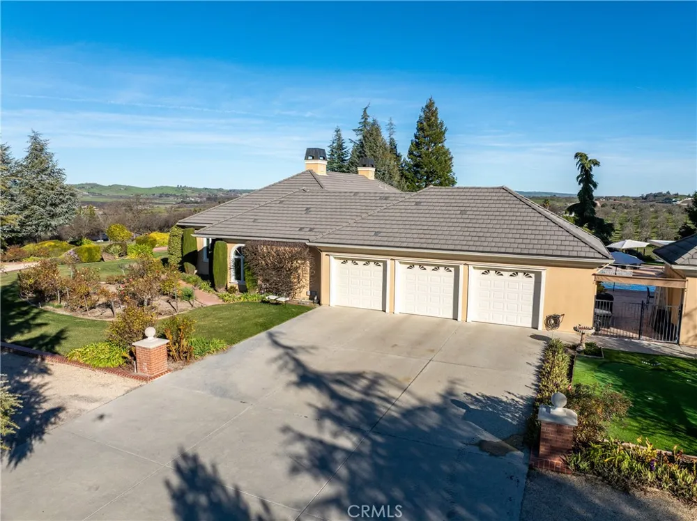 5315 El Pomar Drive Templeton, CA 93465