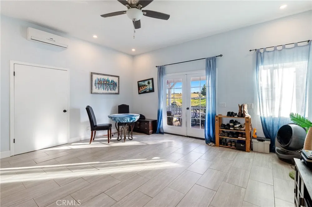 5315 El Pomar Drive Templeton, CA 93465