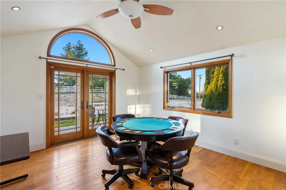 5315 El Pomar Drive Templeton, CA 93465