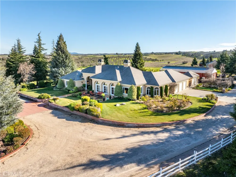 5315 El Pomar Drive Templeton, CA 93465