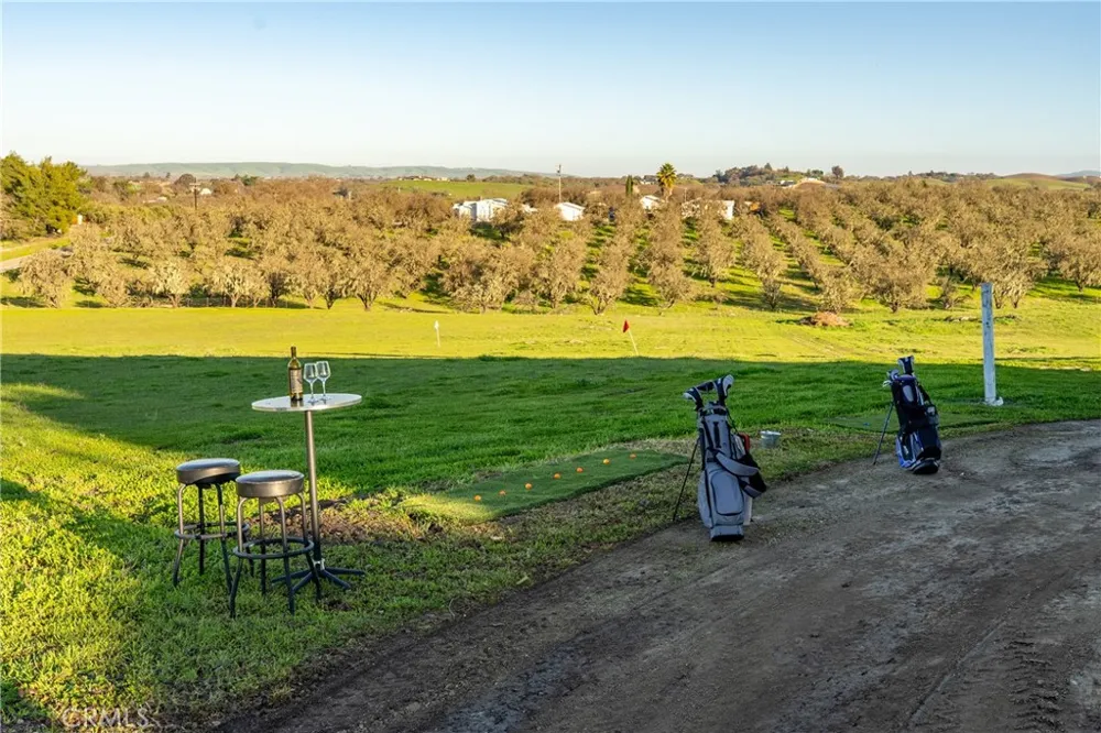 5315 El Pomar Drive Templeton, CA 93465