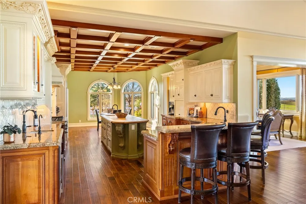5315 El Pomar Drive Templeton, CA 93465