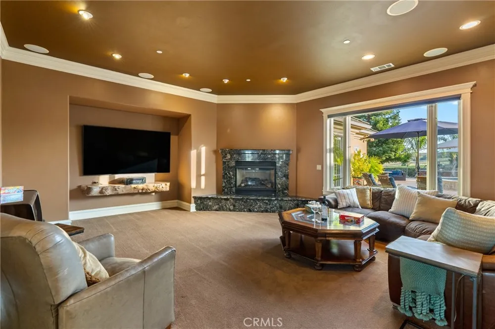 5315 El Pomar Drive Templeton, CA 93465