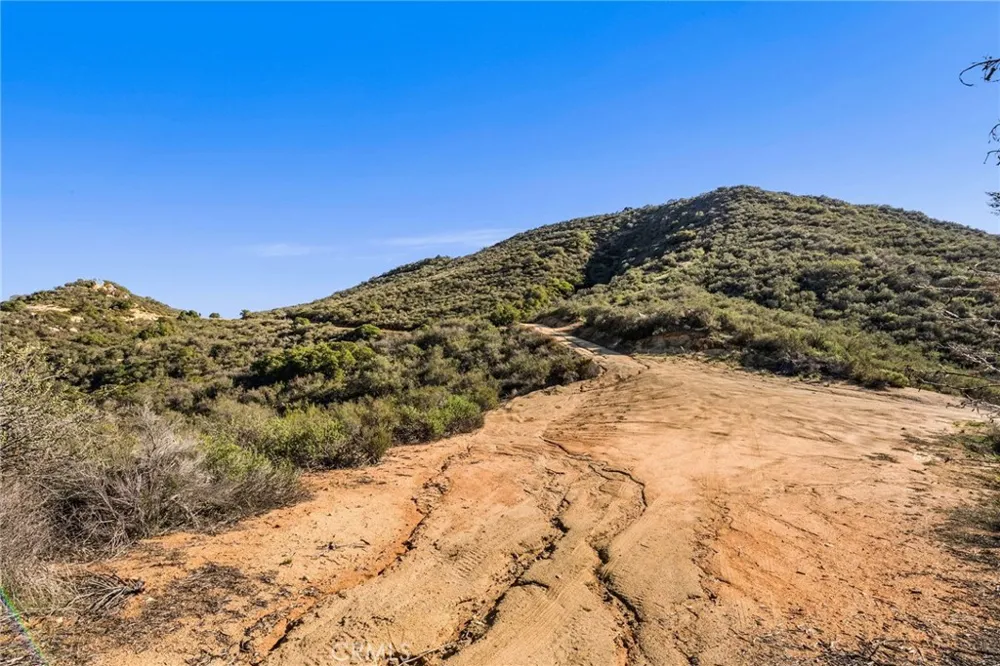 1 Via Baya Murrieta, CA 92562