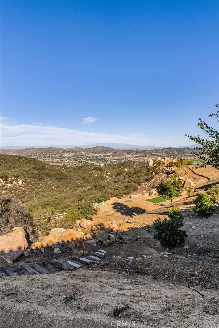 1 Via Baya Murrieta, CA 92562