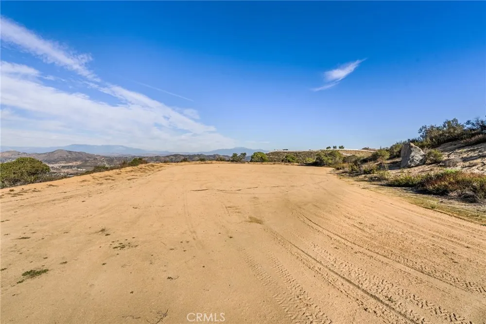 28 Via Vista Grande Murrieta, CA 92652