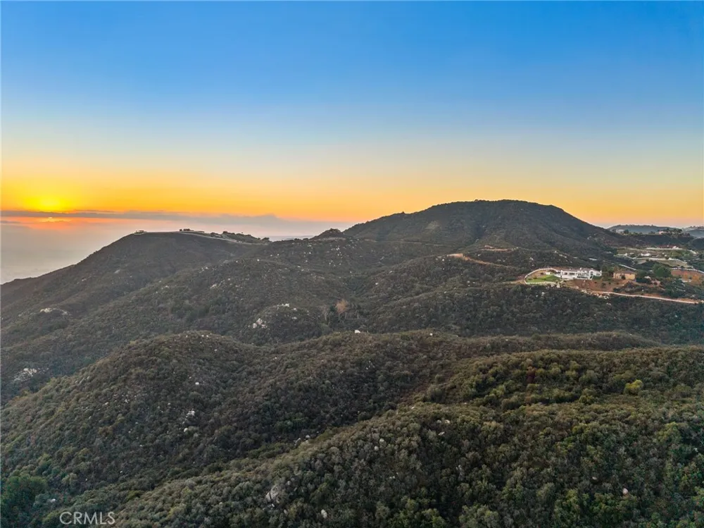 28 Via Vista Grande Murrieta, CA 92652