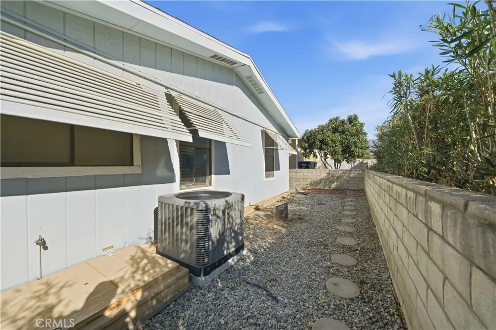 9578 Sharondale Calimesa, CA 92320