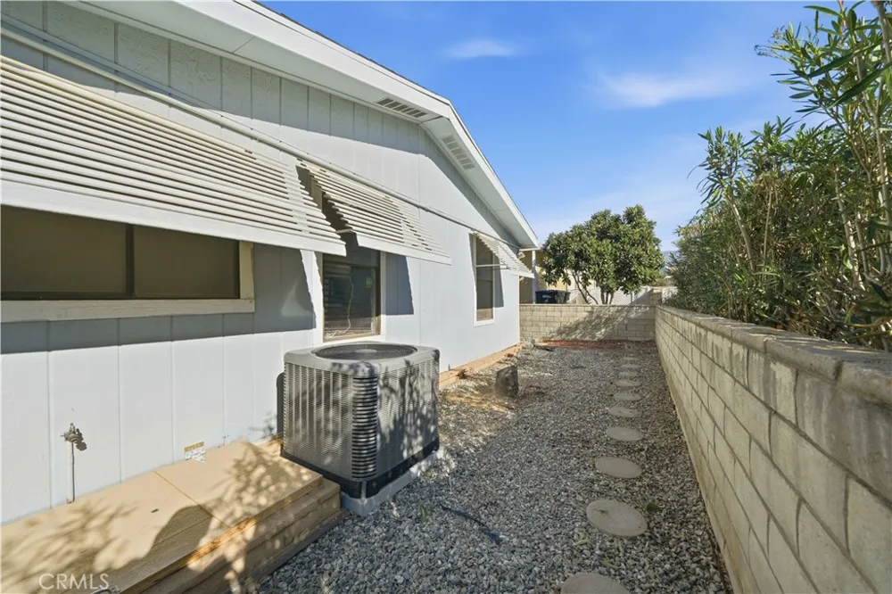 9578 Sharondale Calimesa, CA 92320