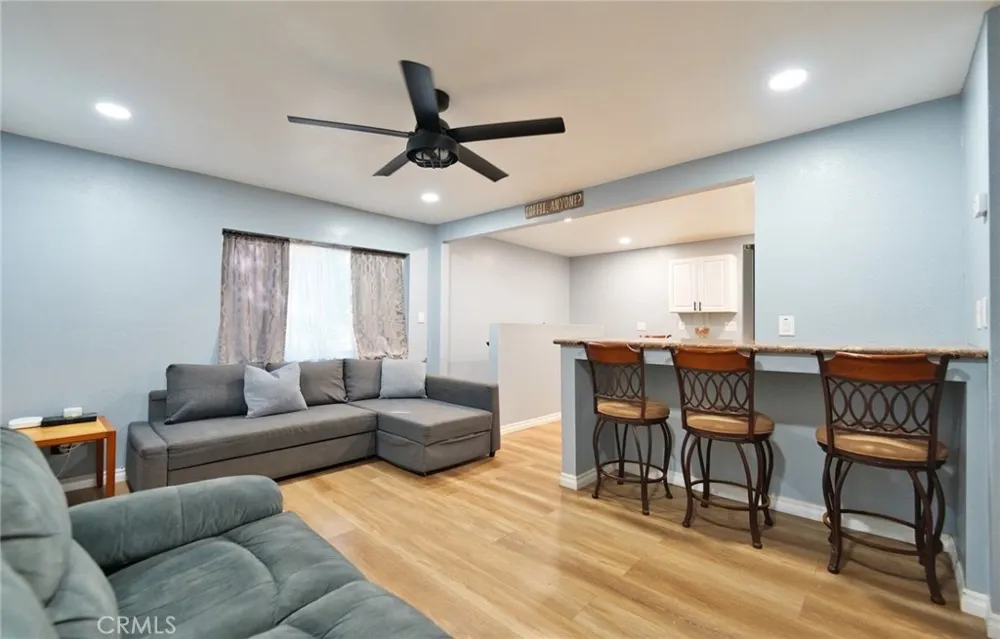29083 Hook Creek Cedar Glen, CA 92321