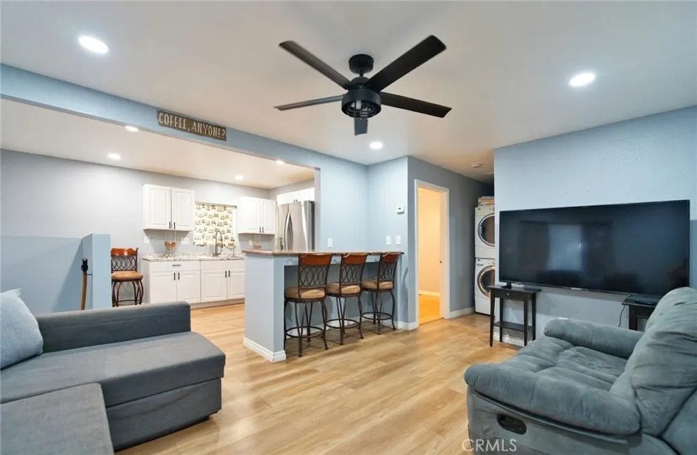 29083 Hook Creek Cedar Glen, CA 92321