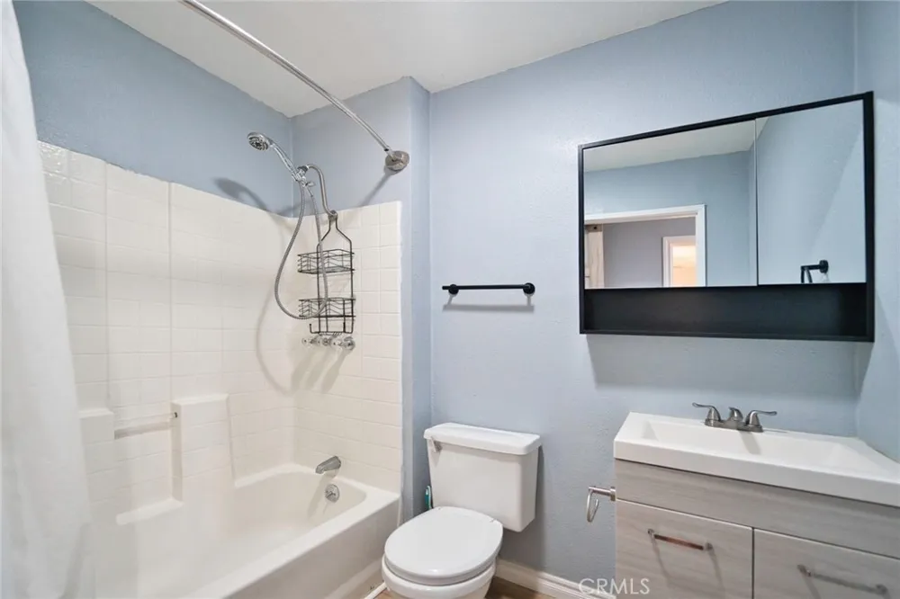 29083 Hook Creek Cedar Glen, CA 92321