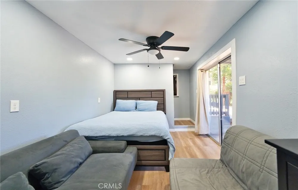 29083 Hook Creek Cedar Glen, CA 92321