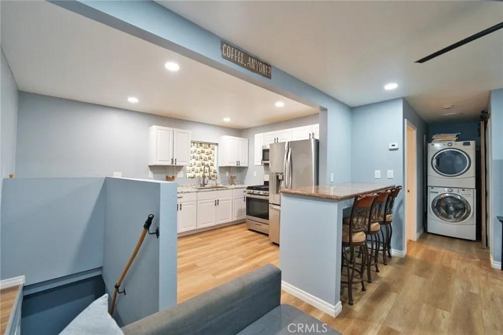 29083 Hook Creek Cedar Glen, CA 92321