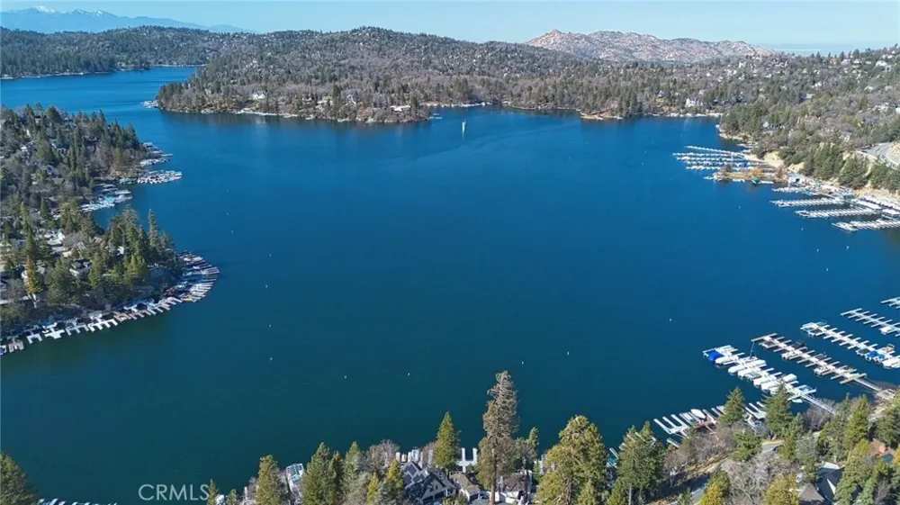 29083 Hook Creek Cedar Glen, CA 92321