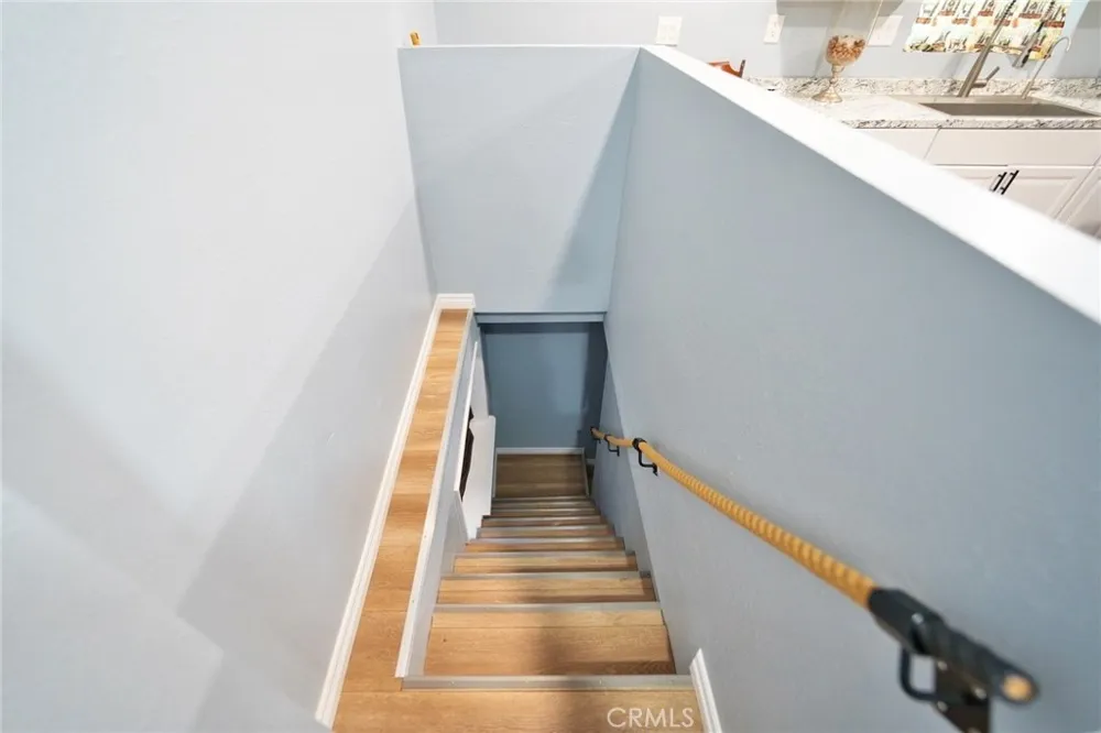 29083 Hook Creek Cedar Glen, CA 92321